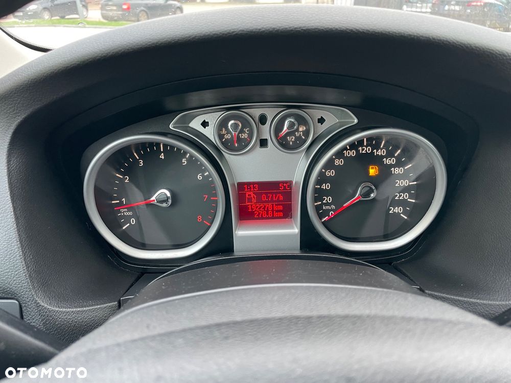 Ford Focus 1.6 Trend + - 13