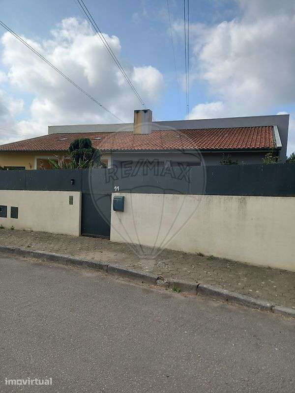 Moradia T3 para venda - Grande imagem: 2/6