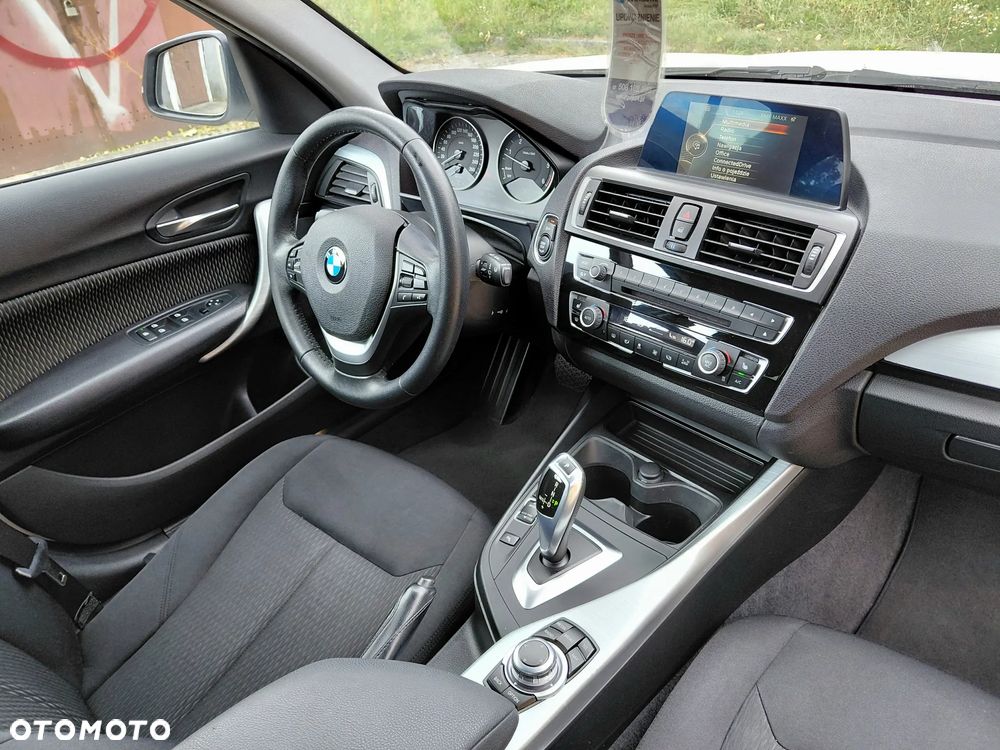 BMW Seria 1 120d Sport-Aut Sport Line - 4