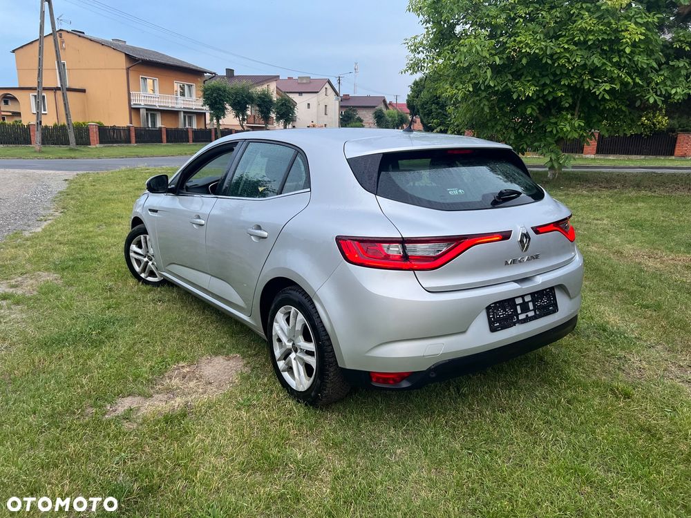 Renault Megane - 5