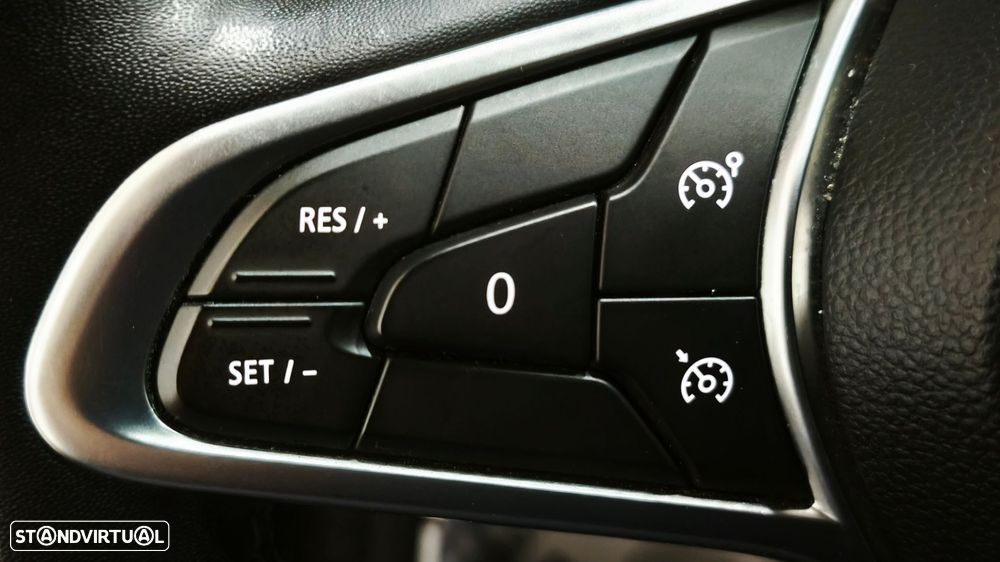 Renault Clio 1.0 TCe Intens - 11