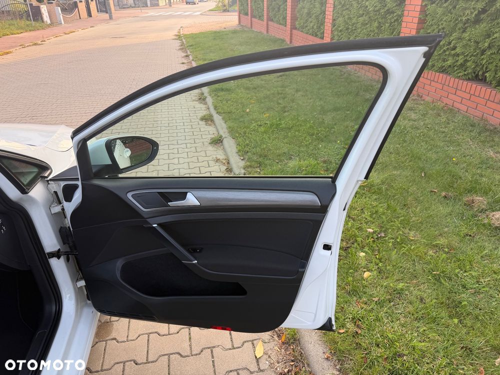 Volkswagen Golf 1.4 TSI BlueMotion Technology Highline - 35