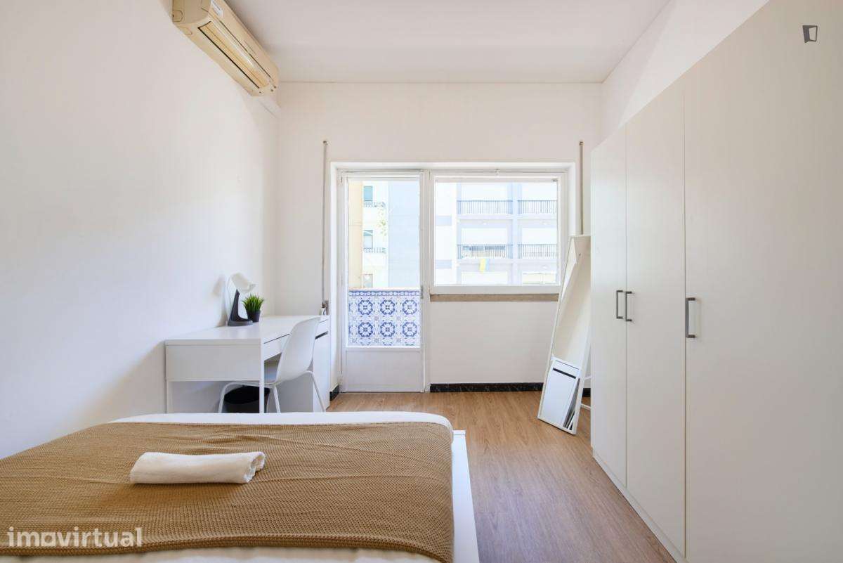 Quarto - localizado em Picoas Lisbon - Grande imagem: 4/18