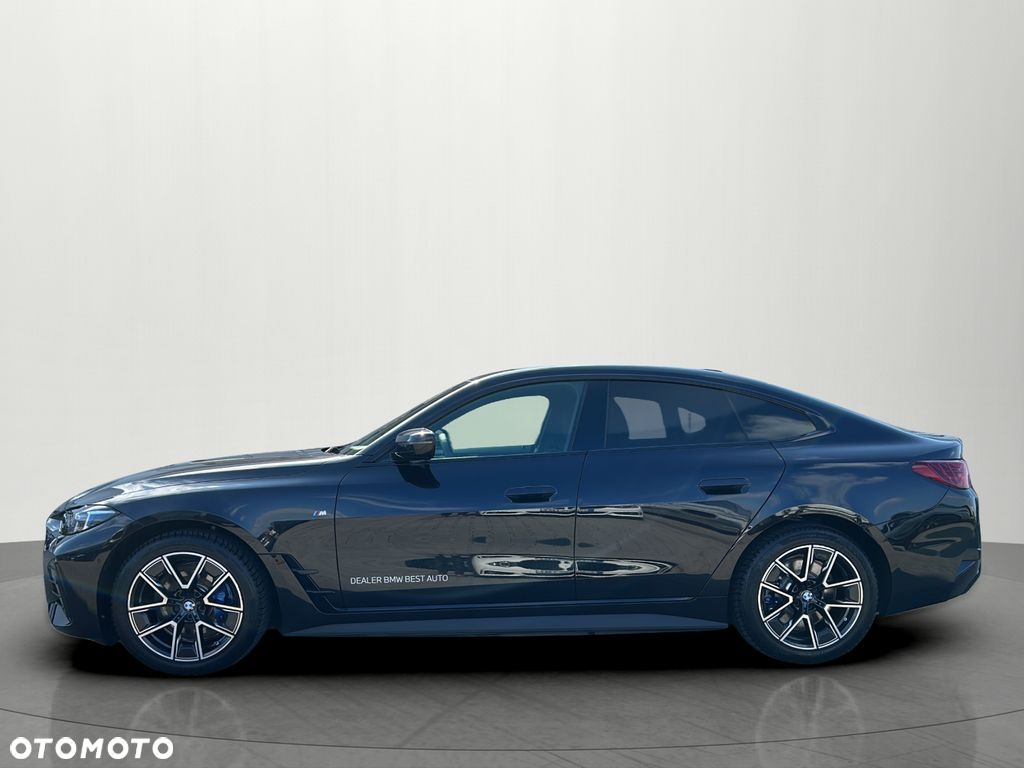 BMW i4 - 8