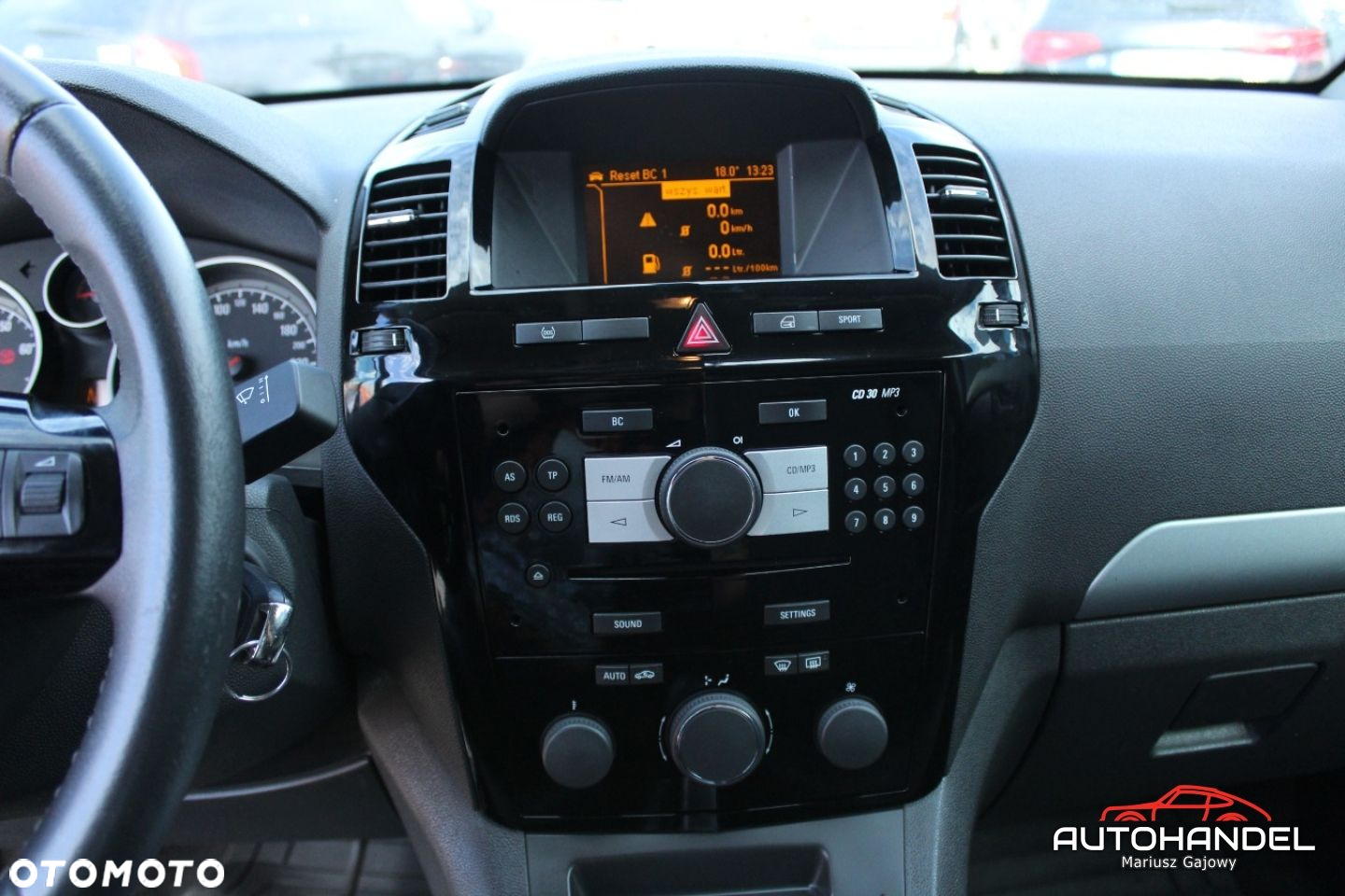 Opel Zafira - 15