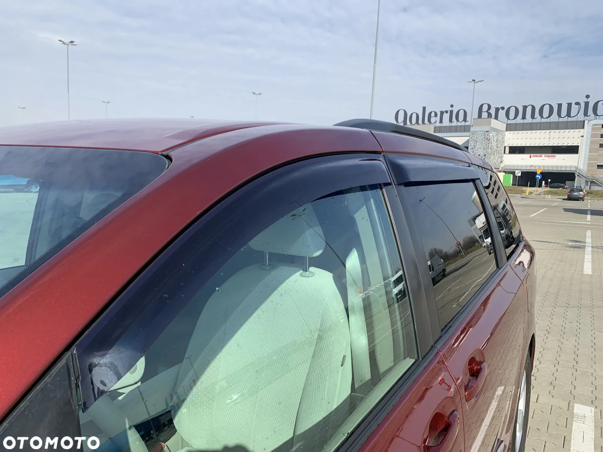 Toyota Sienna 3.5 V6 - 16