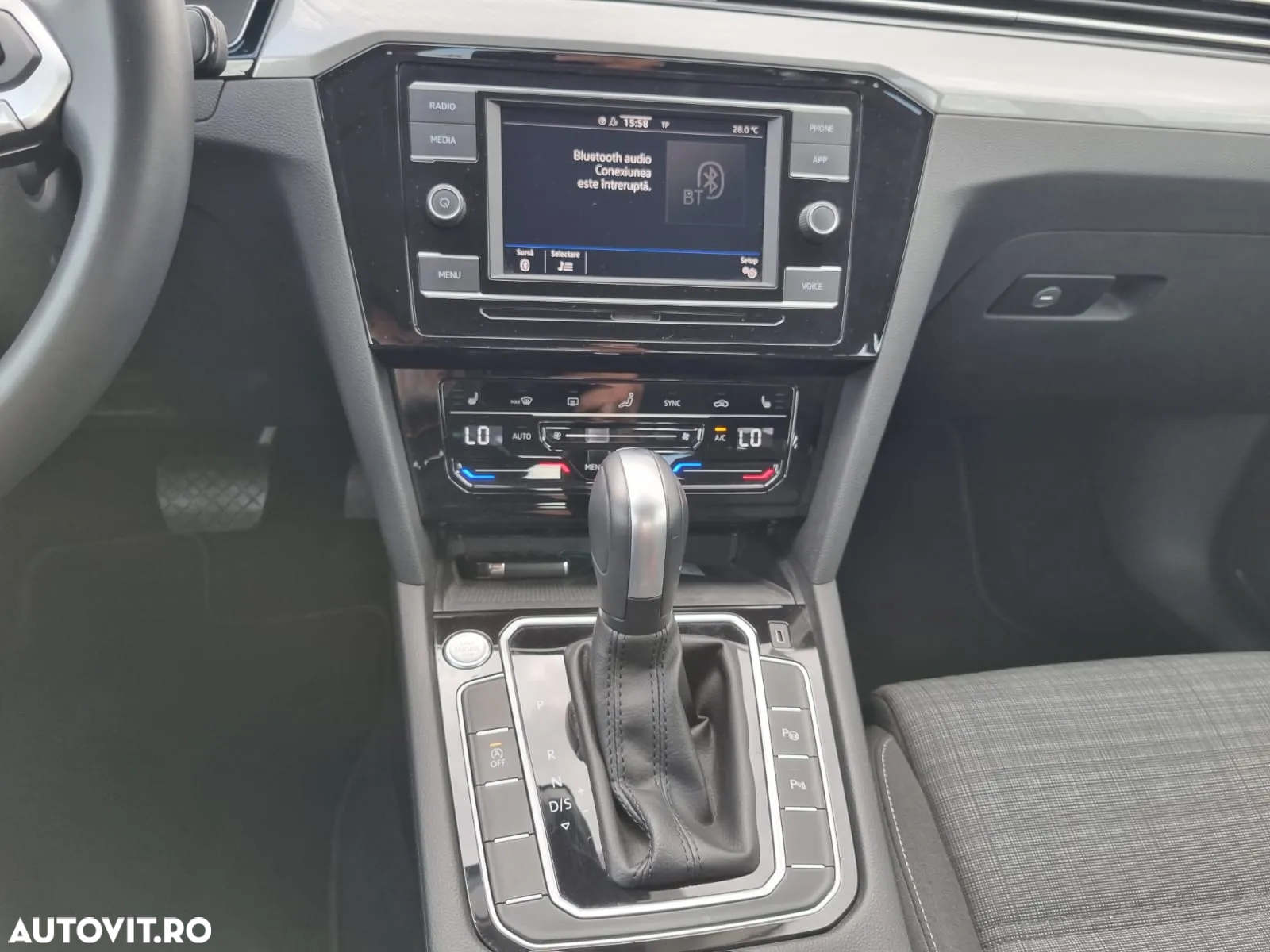 Volkswagen Passat 2.0 TDI DSG Comfortline - 25