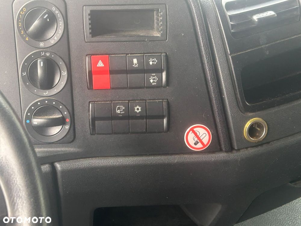 Mercedes-Benz Atego - 9