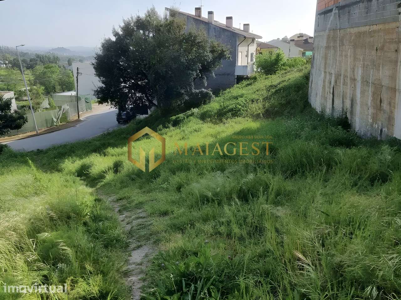 Terreno com Projeto Aprovado para Moradia T3 Pronto a Construir - Grande imagem: 5/6
