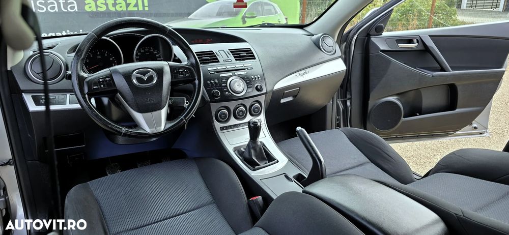 Mazda 3 1.6 MZR 90th Anniversary - 6