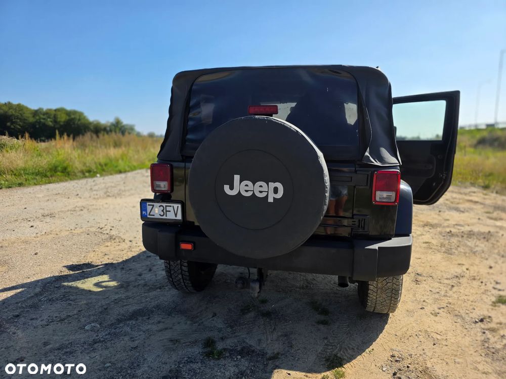 Jeep Wrangler - 6