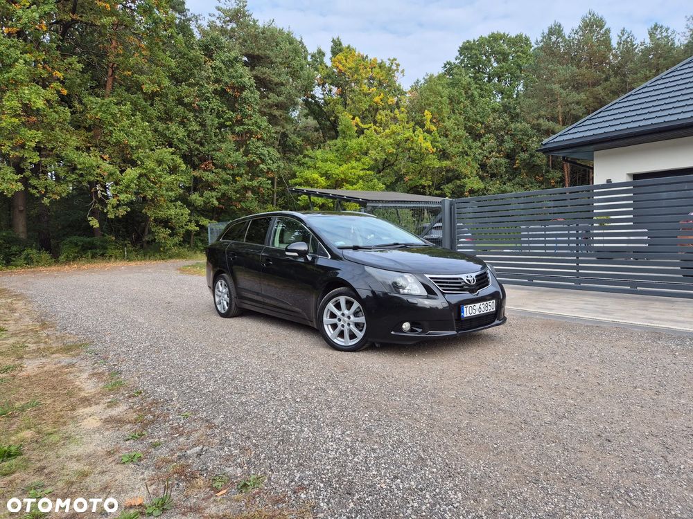 Toyota Avensis 2.0 D-4D Sol plus+NAVI - 25