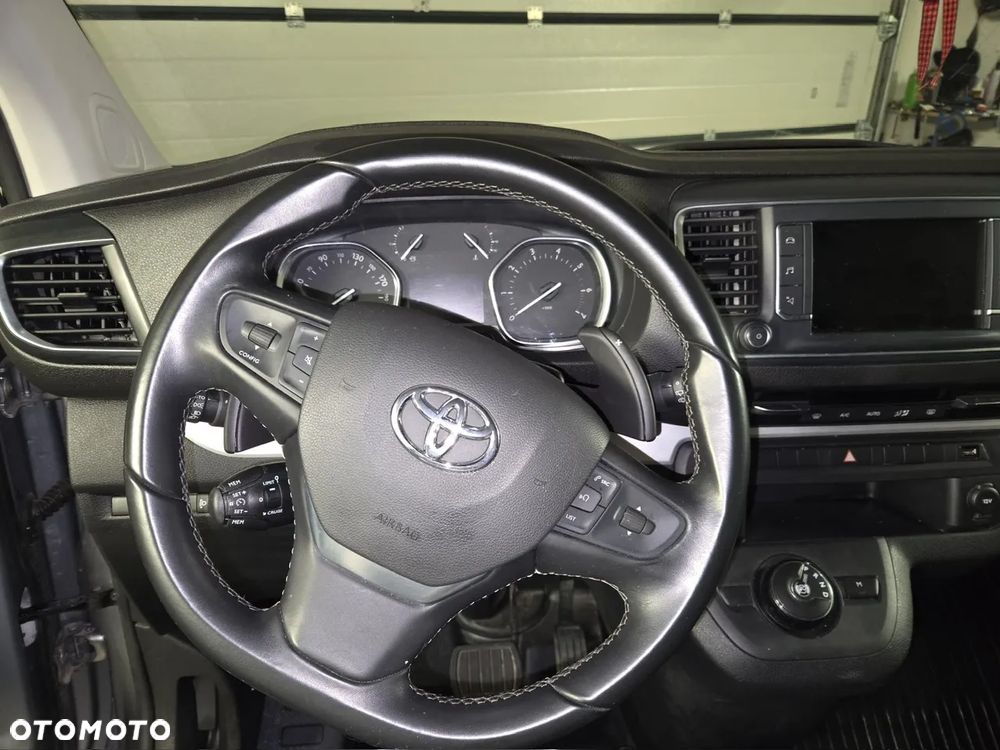 Toyota ProAce Kombi 2.0 D-4D Long 2,8t - 12