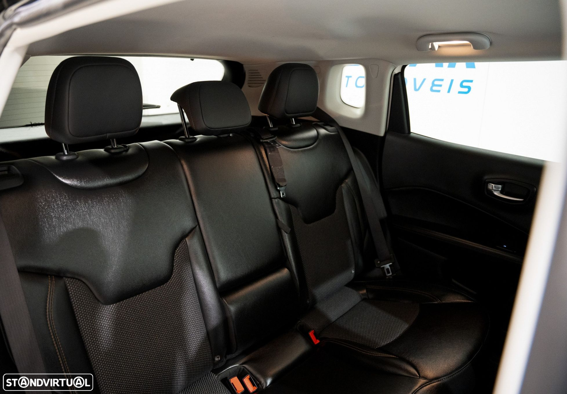 Jeep Compass 1.6 M-Jet Limited - 12