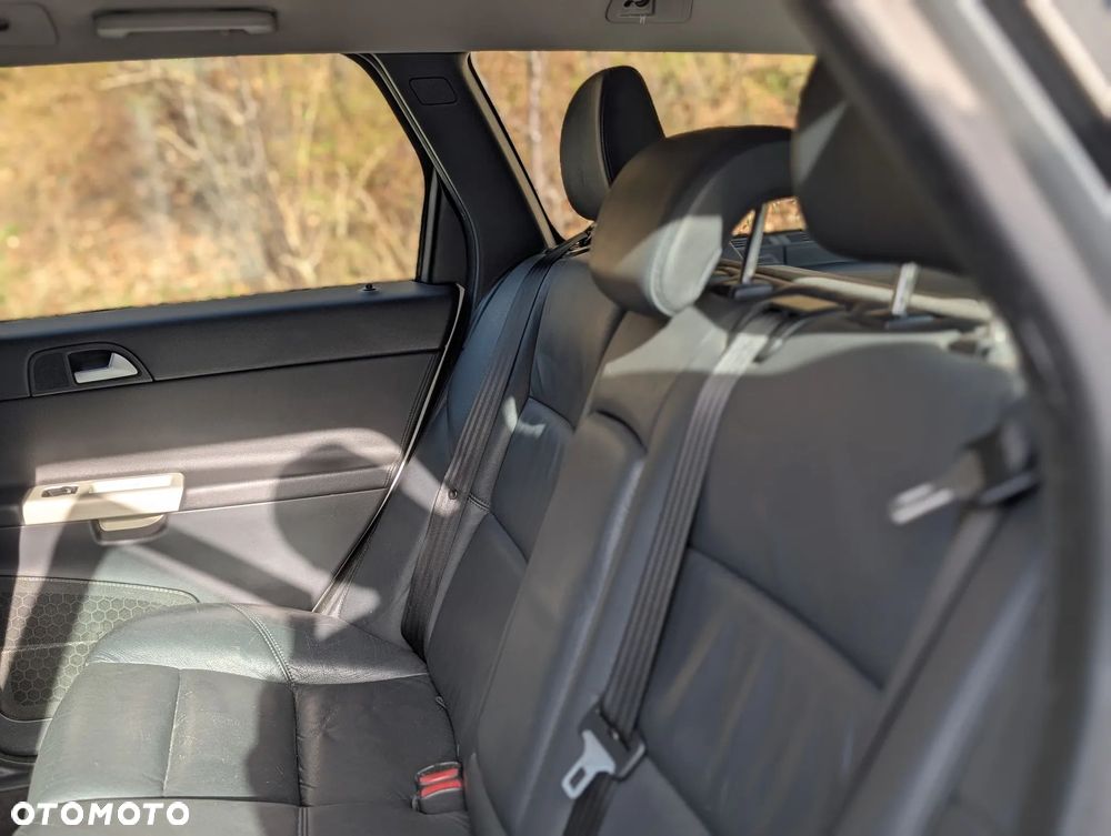 Volvo V50 2.0D DPF Powershift Summum - 18