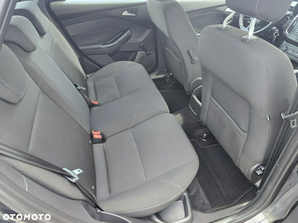 Ford Focus - 19