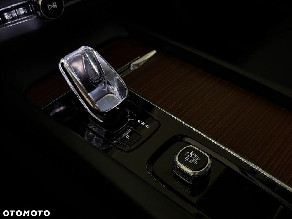 Volvo XC 60 B4 D AWD Geartronic Inscription - 12