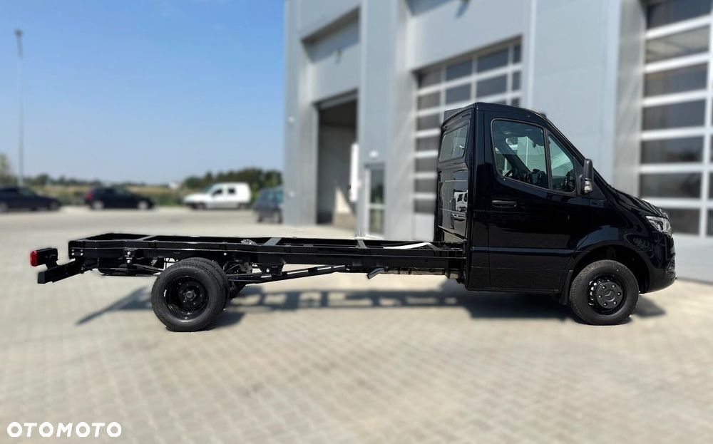 Mercedes-Benz Sprinter 519 cdi 4325 mm. - 11