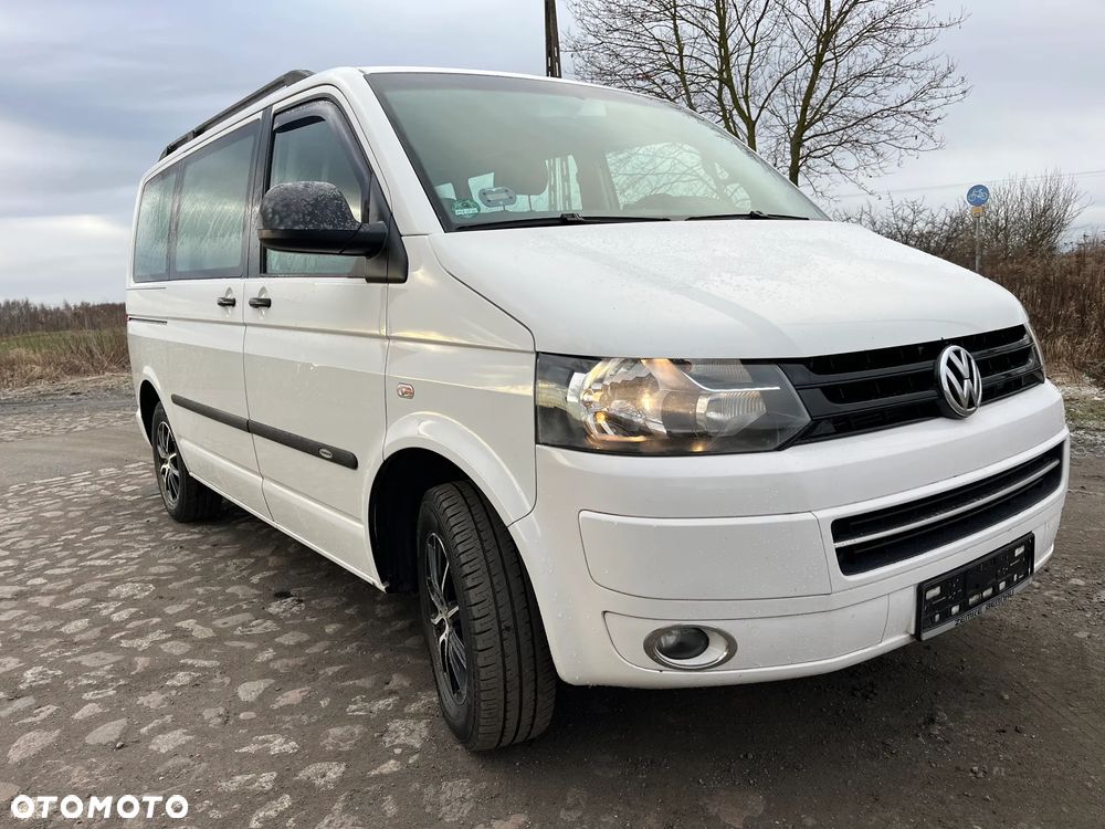 Volkswagen Caravelle - 22