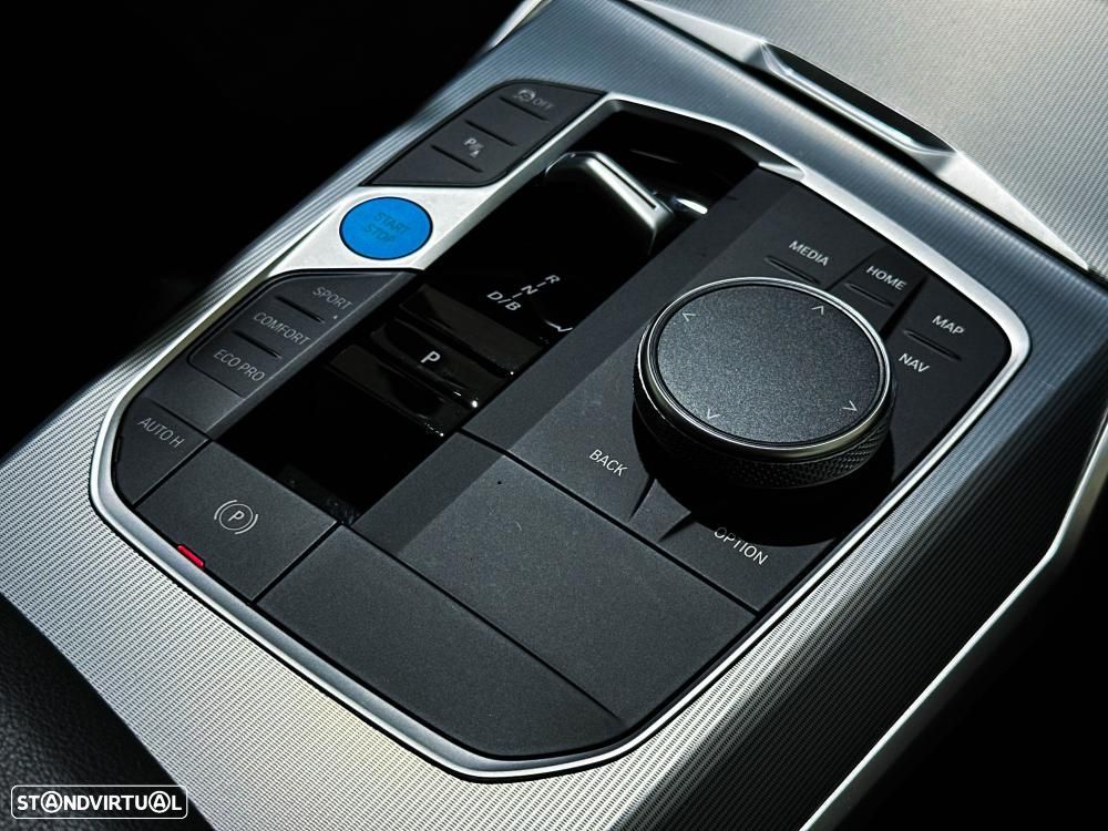 BMW i4 eDrive40 Pack Desportivo M - 36