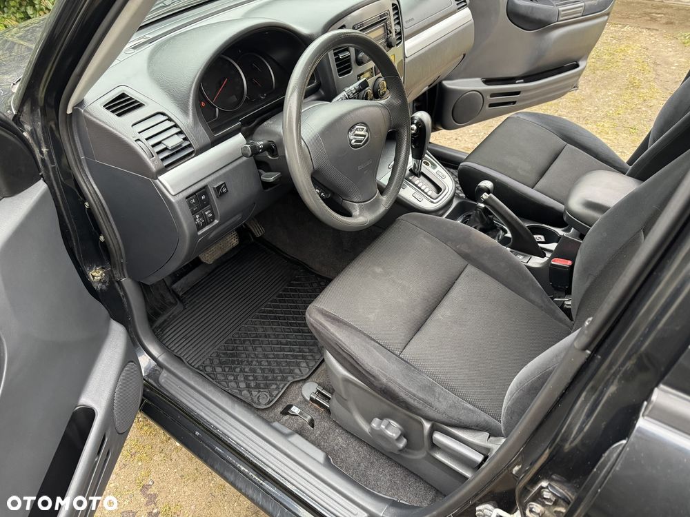 Suzuki Grand Vitara V6-2.5 Comfort - 6