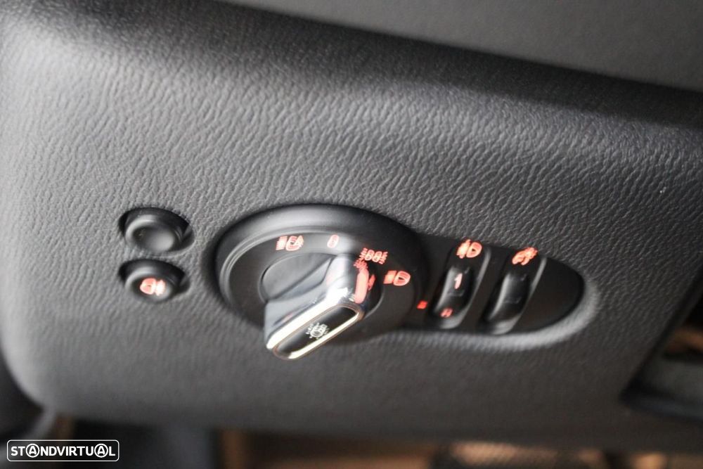 MINI 3 Portas Cooper SE Yours - 14