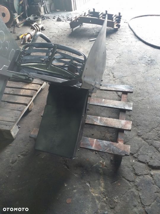 SCHODKI SCHODY CLAAS AXION 810 158KW 700MTH 19R - 8