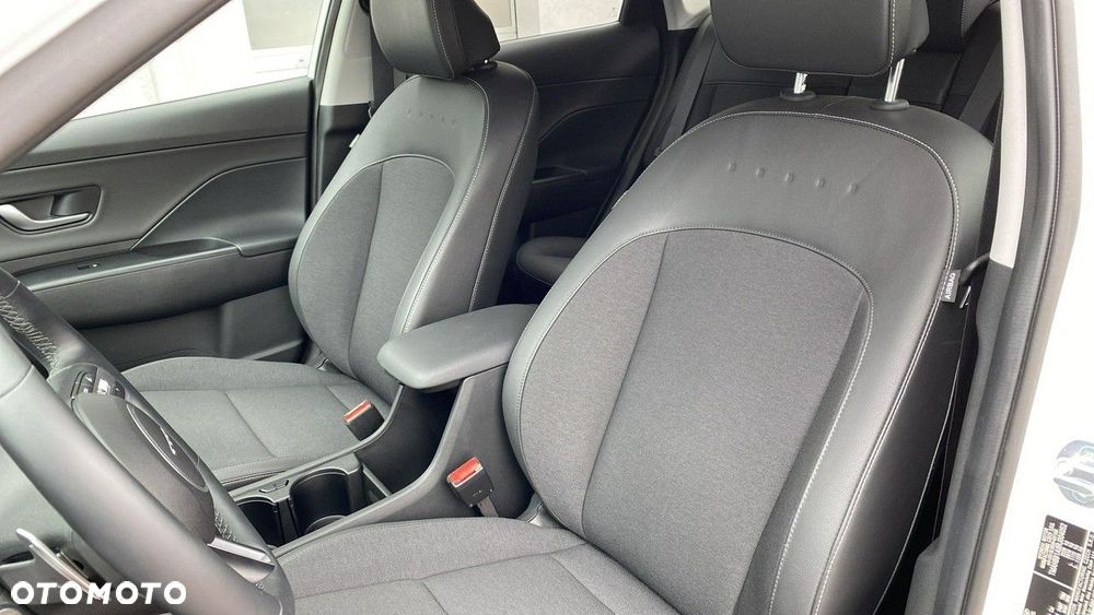 Hyundai Kona Electric 65kWh Executive - 15