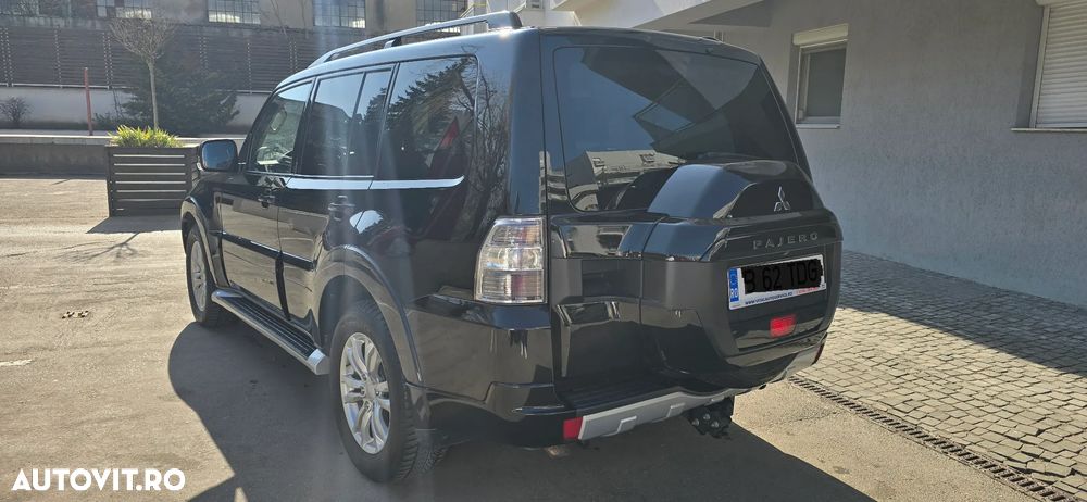 Mitsubishi Pajero LWB 3.2 DI-D Instyle A70 - 5