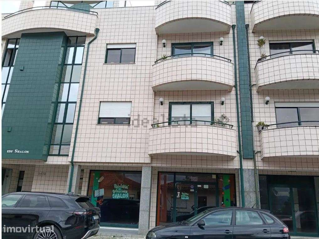 Loja rés chão com 96m2  em Oliveira Azemeís proximo da escola secun... - Grande imagem: 3/5