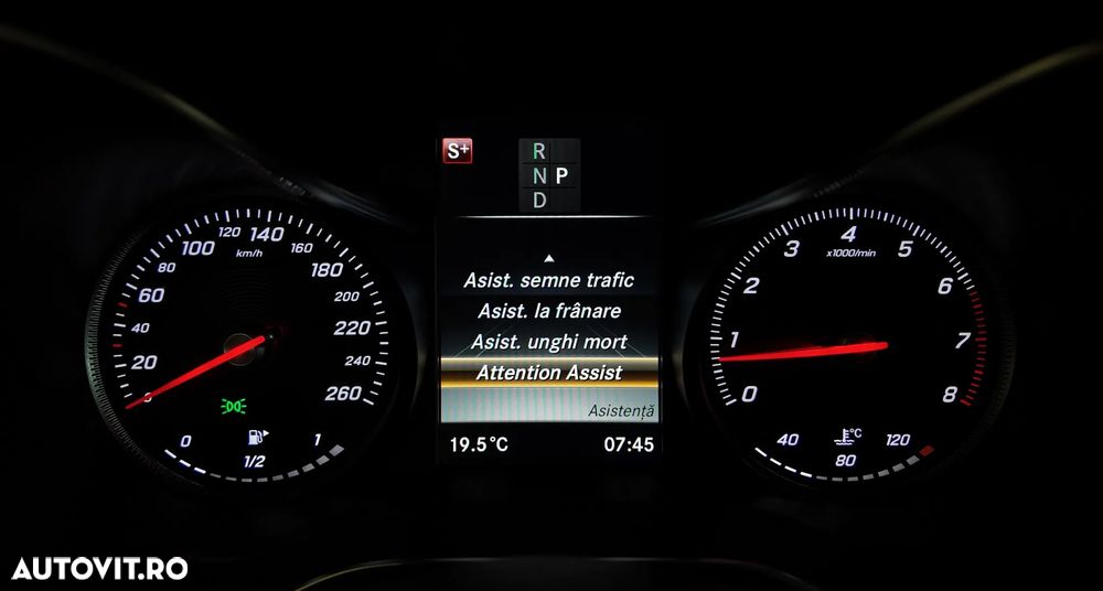 Mercedes-Benz C 200 4Matic 9G-TRONIC AMG Line - 26