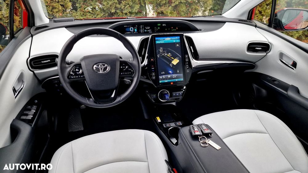 Toyota Prius Hybrid Executive - 6