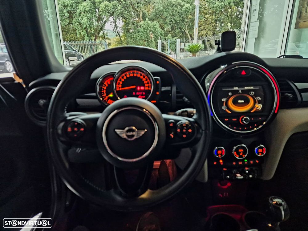 MINI 3 Portas Cooper D - 13