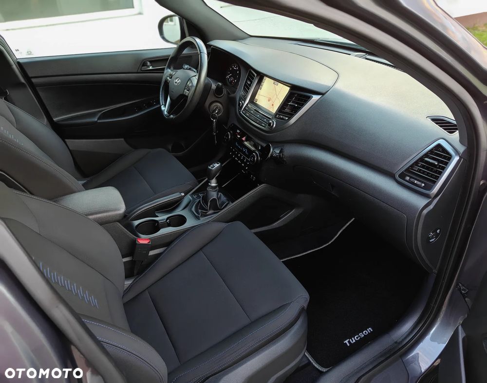 Hyundai Tucson blue 1.6 GDi 2WD Navi - 7