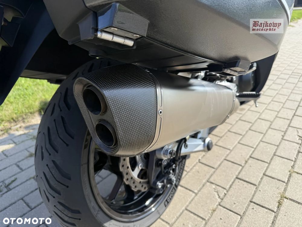 Kawasaki GTR - 8
