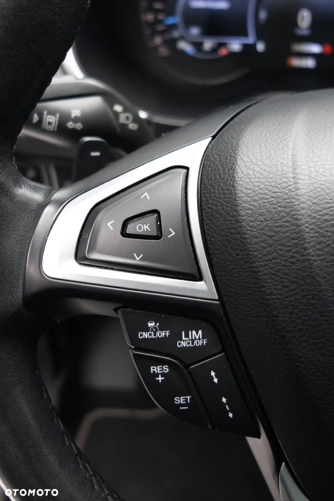 Ford S-Max 2.0 TDCi Bi-Turbo Vignale PowerShift - 22