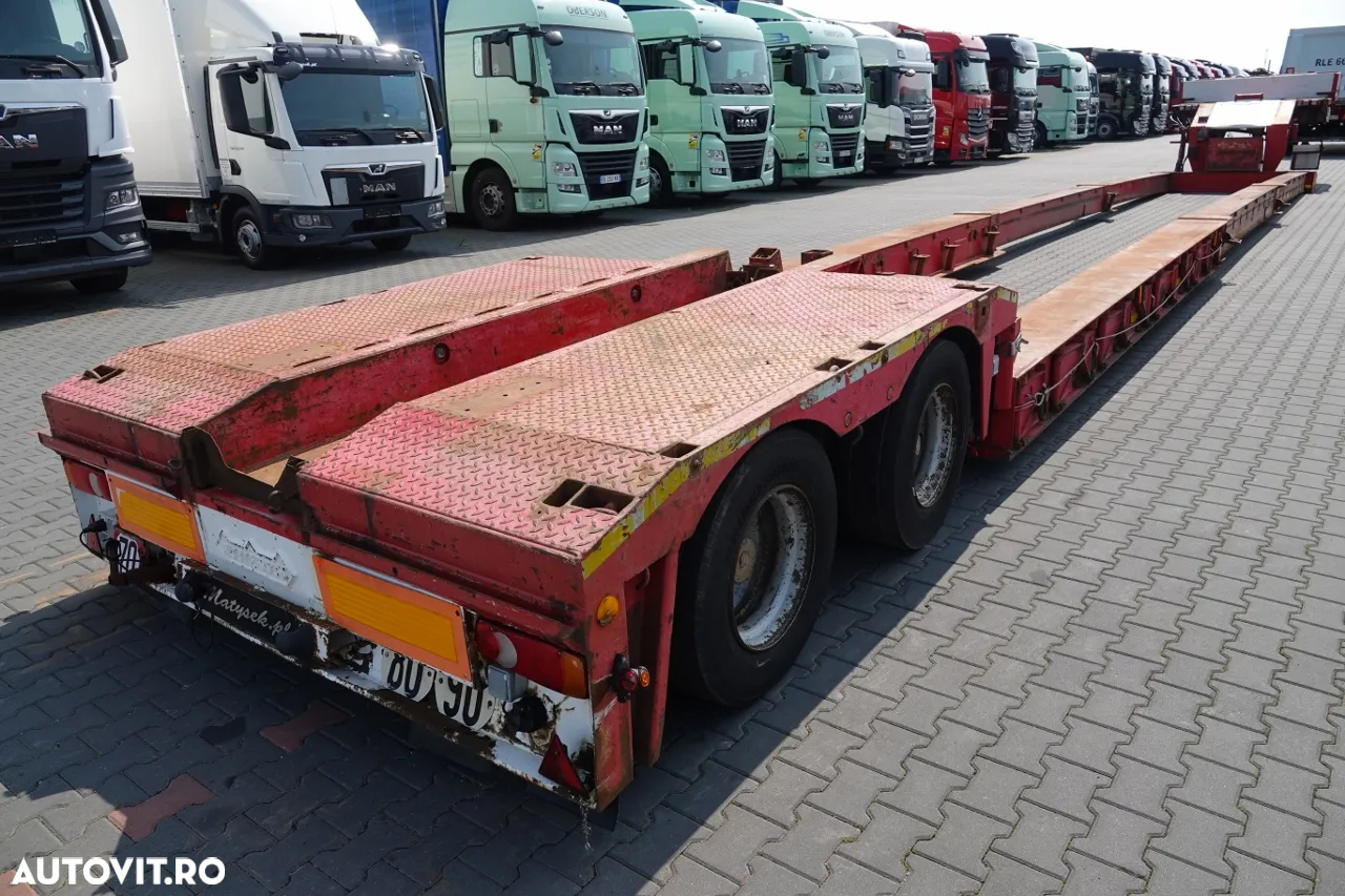 Nooteboom TIEFBET DETASABILE / ȘASIU JOS / EXTENSIBIL / OSI DE DIRECȚIE / Lungime 22 m / PORTATOR / TROLIU - 15