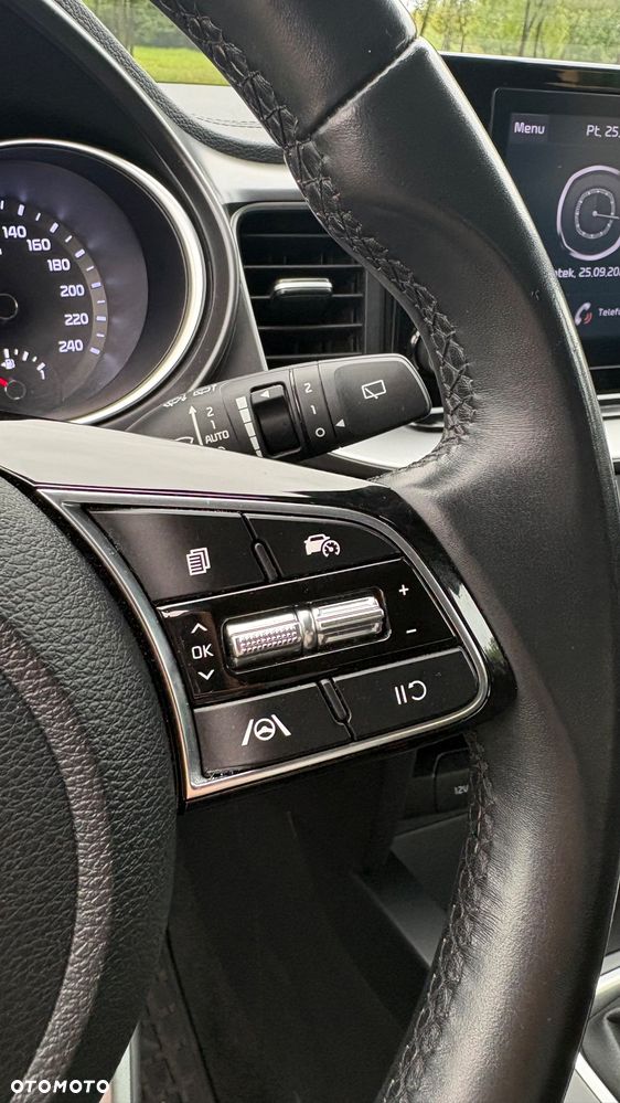 Kia Ceed - 17