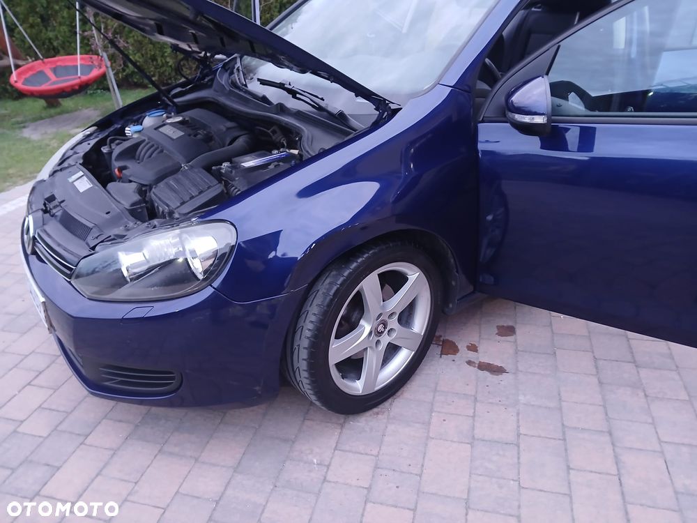 Volkswagen Golf - 23