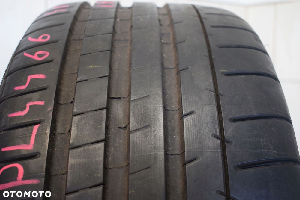 ZR18 255/40 Michelin Pilot Super Sport * Wysyłka gratis! - 1