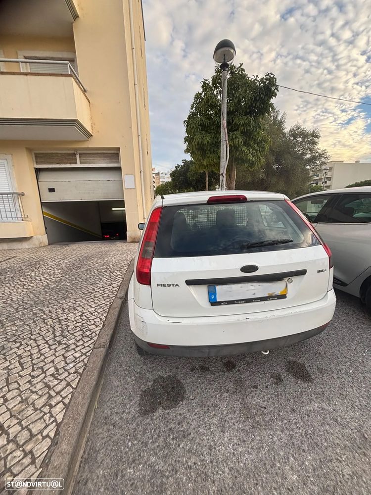 Ford Fiesta - 3
