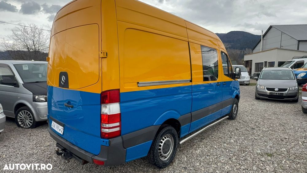 Mercedes-Benz Sprinter - 14
