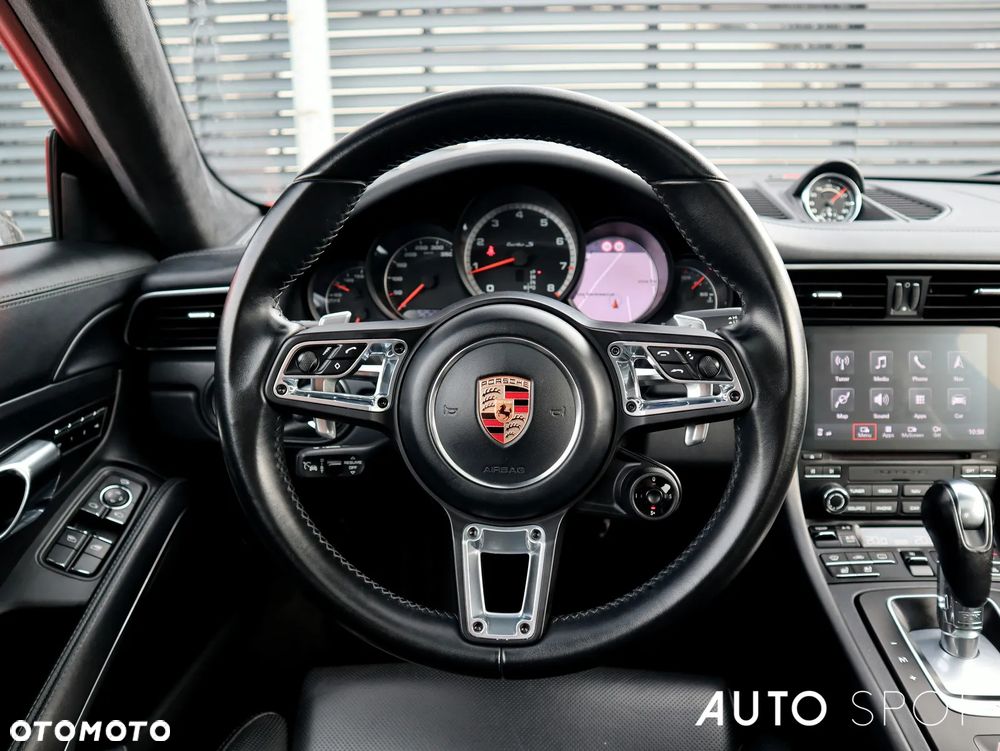 Porsche 911 Turbo S - 23