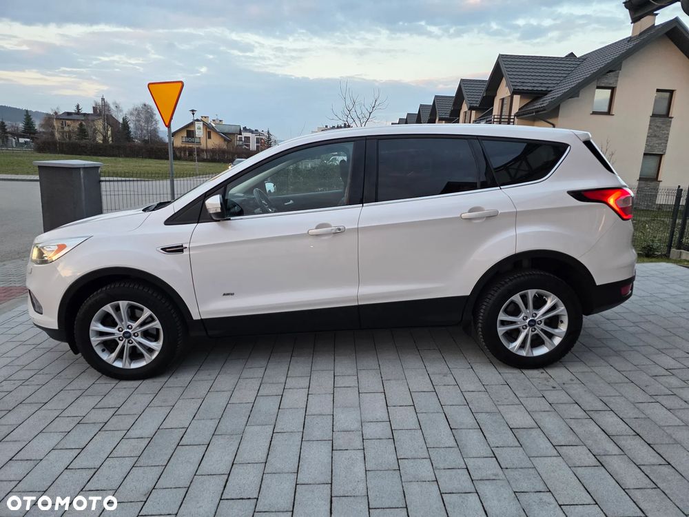 Ford Kuga 2.0 TDCi 4x4 Titanium - 3