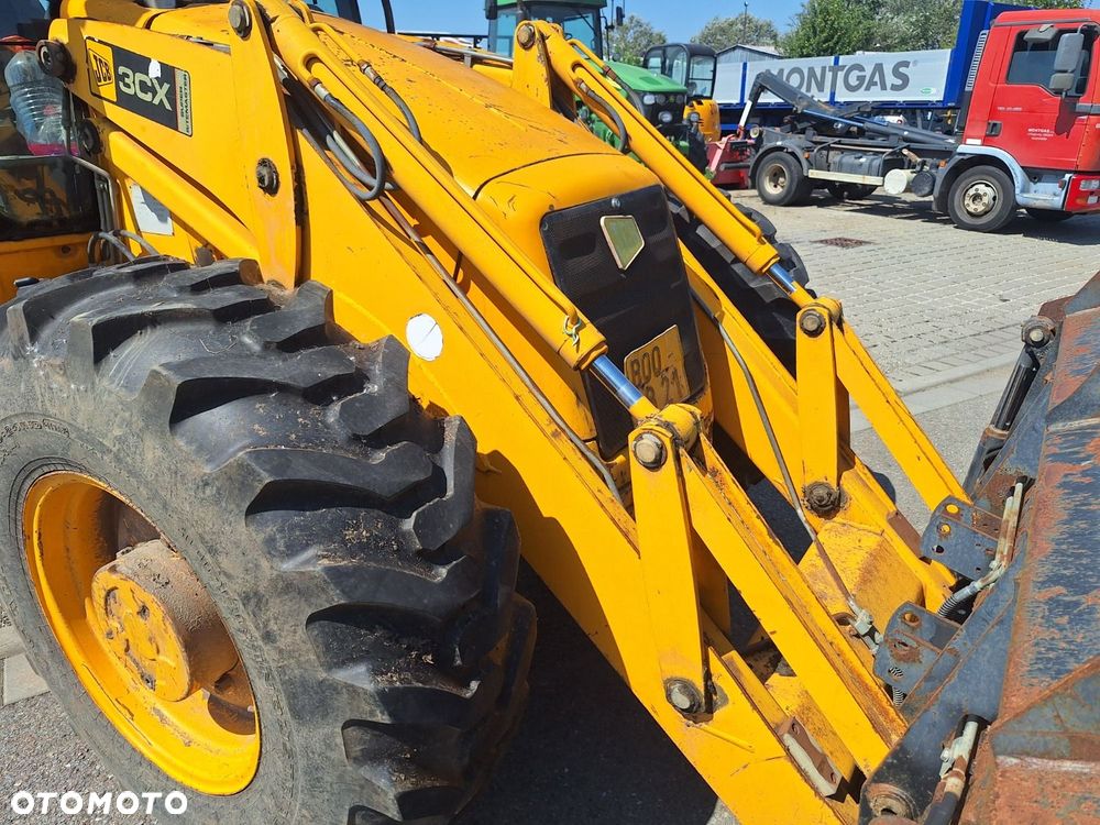 JCB 3 Cx Super 4X4 - 26