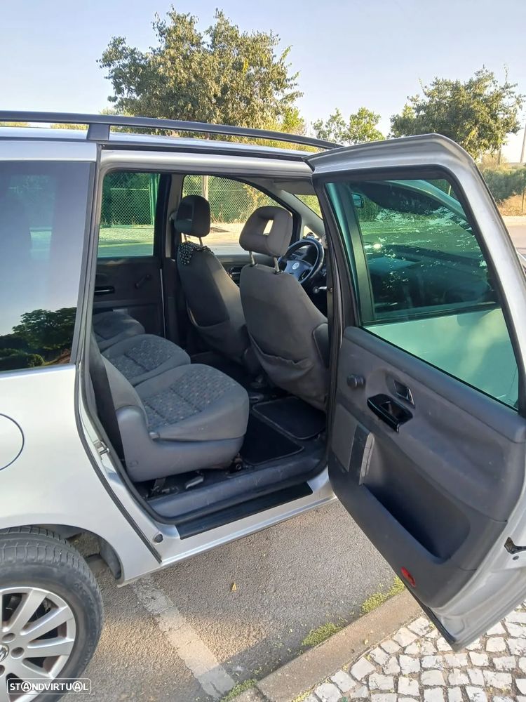 VW Sharan 1.9 TDi Confortline - 10