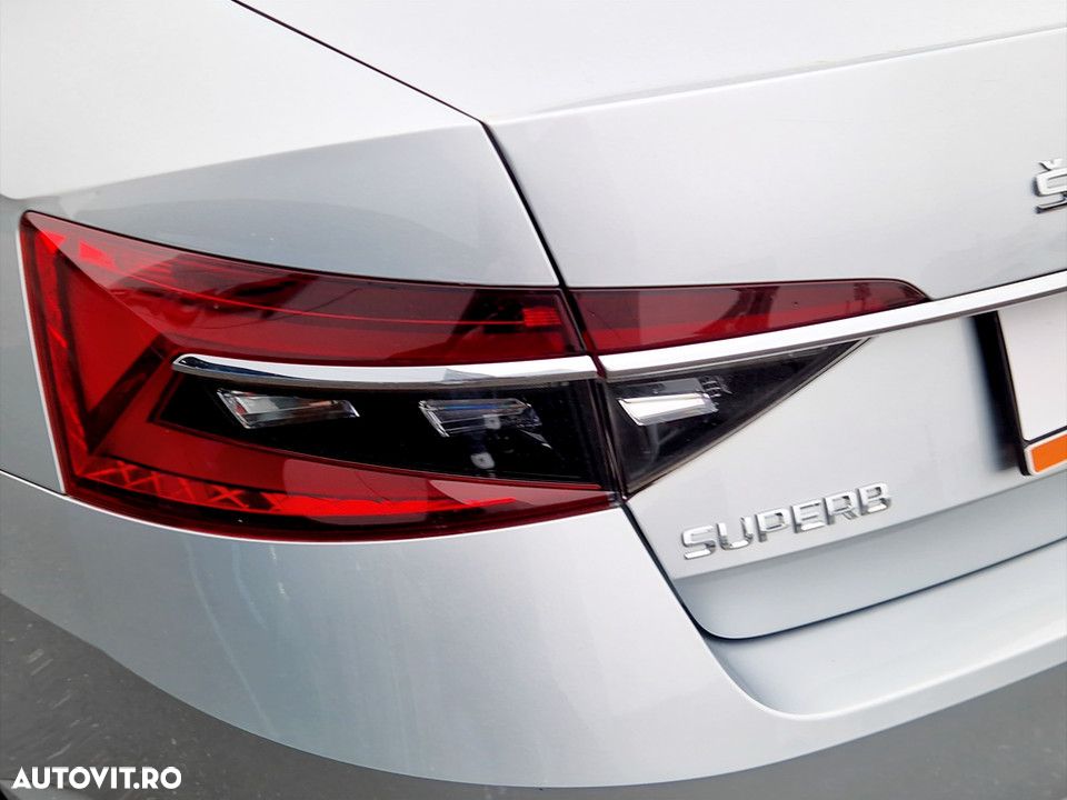 Skoda Superb 1.5 TSI DSG Ambition - 11