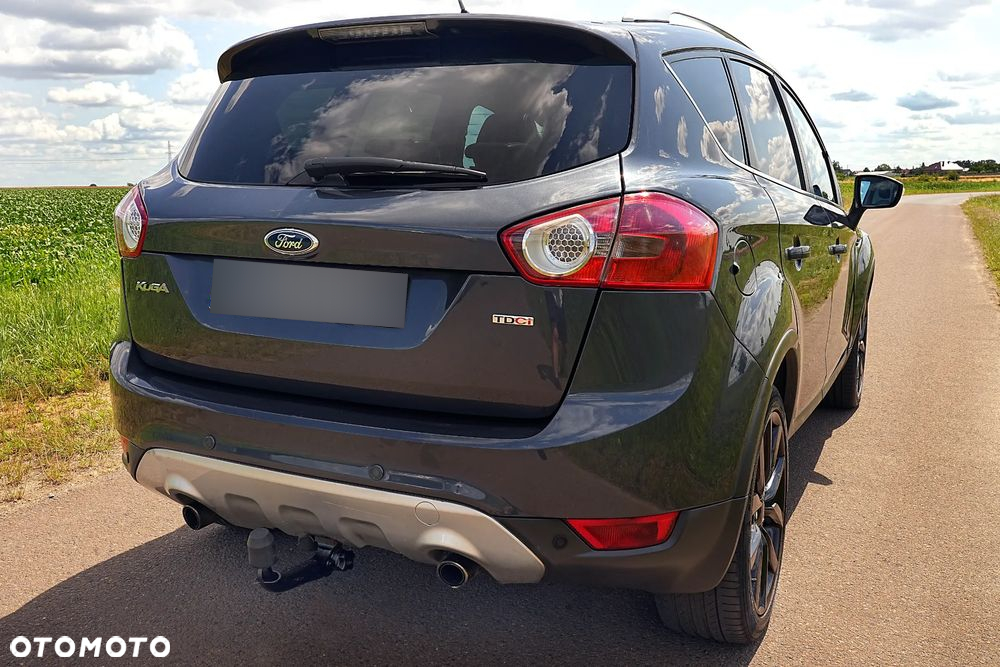 Ford Kuga 2.0 TDCi 4x4 Titanium - 12