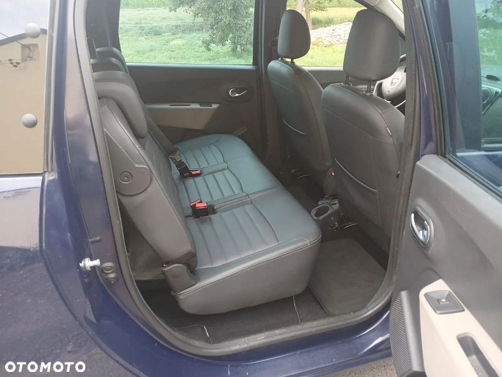 Dacia Lodgy 1.2 TCe Prestige S&S - 10