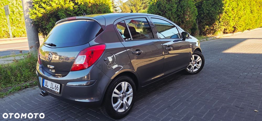 Opel Corsa 1.4 16V Edition - 15